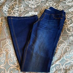 Dark wash bootcut stretch denim pants